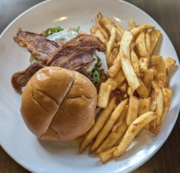 image of Pepper Crusted Burger