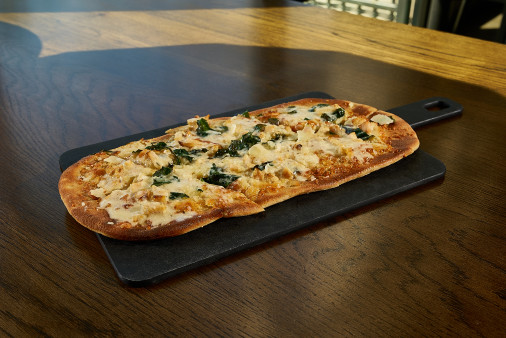 image of Chicken Alfredo Flatbread