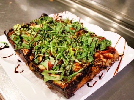 image of Fig Jam & Arugula Pizza