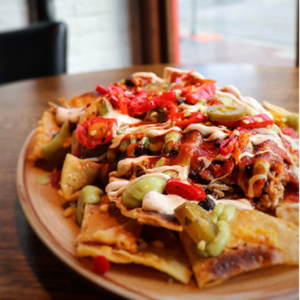 image of Chilli-Roasted Chicken Nachos
