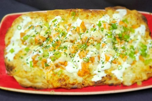 image of BUFFALO CHICKEN FLATBREAD