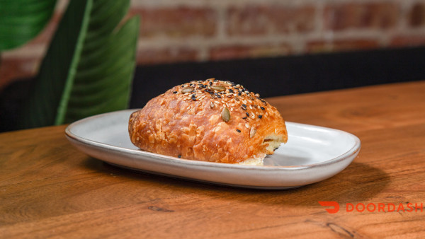 image of Ham & Cheddar Croissants