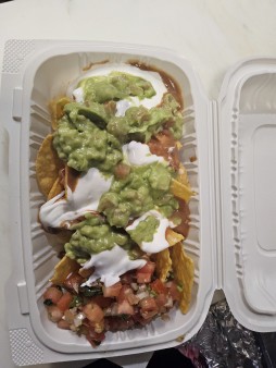 image of Regular Nachos Vegetariano.