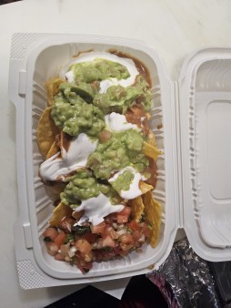 image of Super  Nachos Vegetariano