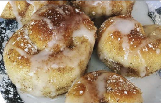 image of 12pc Cinnamon Knots