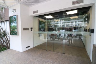 Imagem do imóvel ID-7695 na Rua Humaitá, Humaitá, Rio de Janeiro - RJ