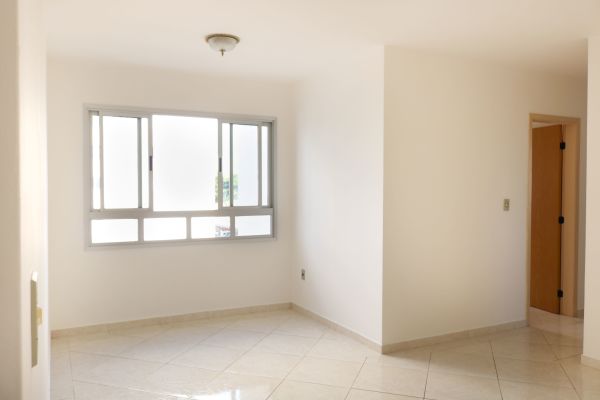 Imóvel na Avenida Doutor Eduardo Cury, Jardim das Colinas, São José dos Campos - SP - ID-24206