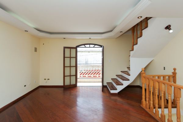Imóvel na Rua Pataxó, Vila Carrao, São Paulo - SP - ID-21692