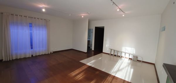 Imóvel na Rua Catuiçara, Moema, São Paulo - SP - ID-22907