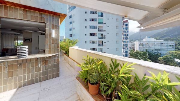 Imóvel na Rua General Tasso Fragoso, Lagoa, Rio de Janeiro - RJ - ID-3112