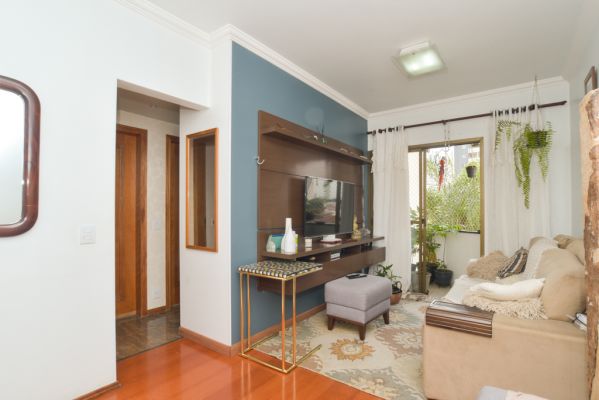Imóvel na Rua Guareí, Vila Bertioga, São Paulo - SP - ID-23352