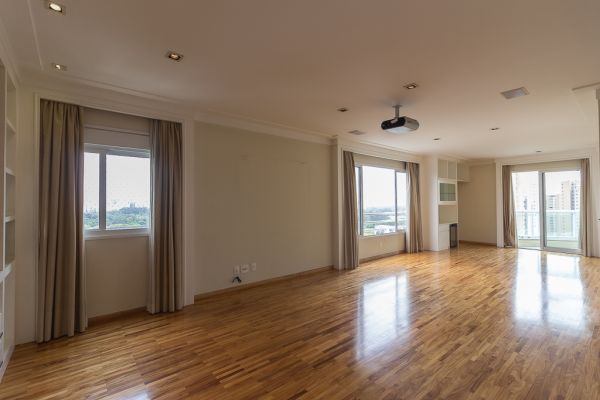 Imóvel na Rua Caravelas, Vila Mariana, São Paulo - SP - ID-11488