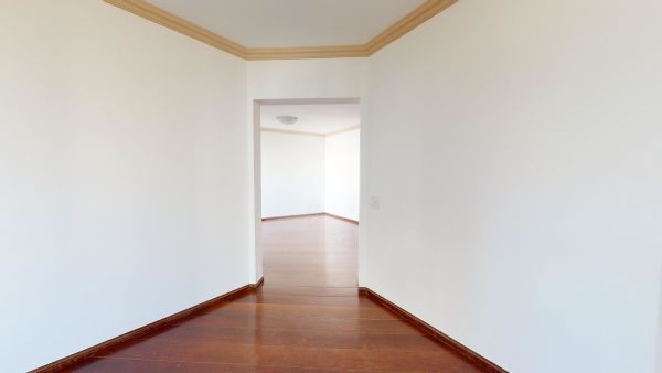 Imóvel na Avenida Rouxinol, Indianópolis, São Paulo - SP - ID-14574