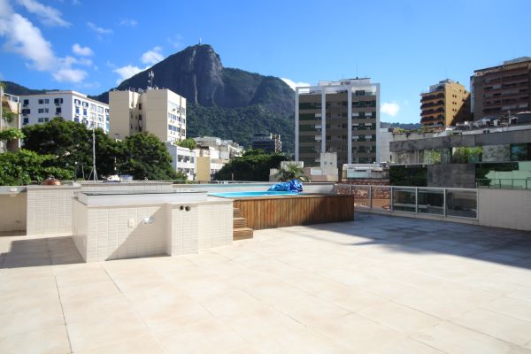 Imagem do imóvel ID-199 na Rua Fonte da Saudade, Lagoa, Rio de Janeiro - RJ