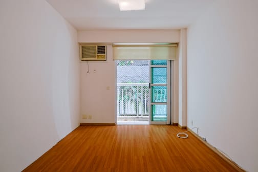 Imagem do imóvel ID-144918 na Rua Henrique Oswald, Copacabana, Rio de Janeiro - RJ