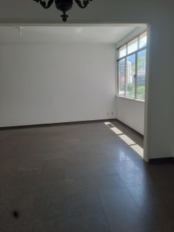 Imagem do imóvel ID-98065 na Avenida Maracanã, Tijuca, Rio de Janeiro - RJ