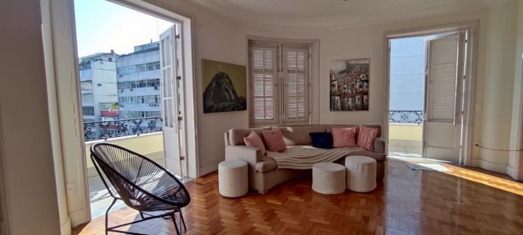 Imagem do imóvel ID-93806 na Avenida Rainha Elisabeth, Copacabana, Rio de Janeiro - RJ