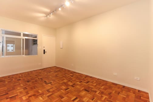 Imagem do imóvel ID-144099 na Rua Pires da Mota, Aclimação, São Paulo - SP