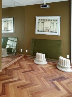 Imagem do imóvel ID-98301 na Rua Custódio Serrão, Lagoa, Rio de Janeiro - RJ