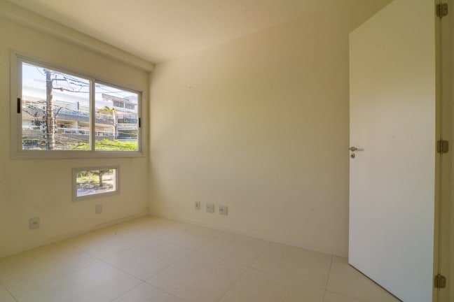 Imagem do imóvel ID-22217 na Avenida Genaro de Carvalho, Recreio dos Bandeirantes, Rio de Janeiro - RJ
