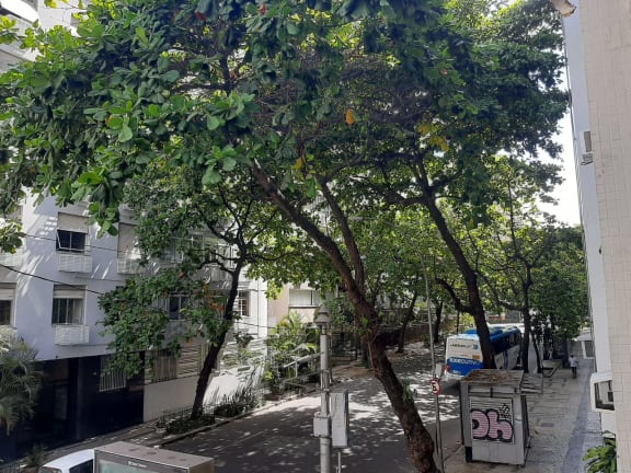 Imagem do imóvel ID-22092 na Avenida Rainha Elisabeth, Copacabana, Rio de Janeiro - RJ