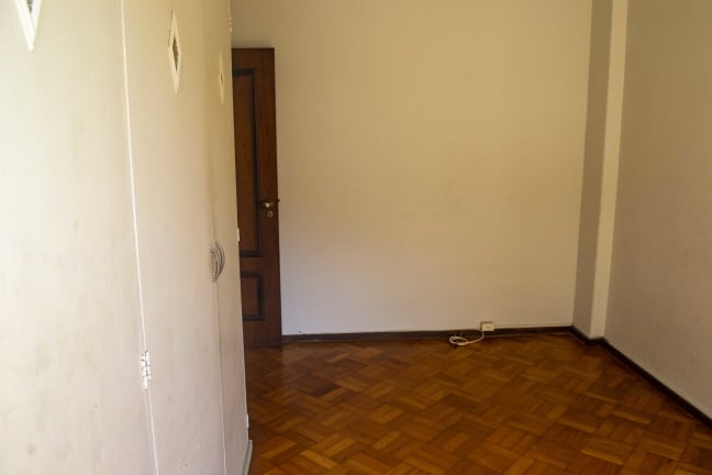 Imagem do imóvel ID-13856 na Rua Soares Cabral, Laranjeiras, Rio de Janeiro - RJ