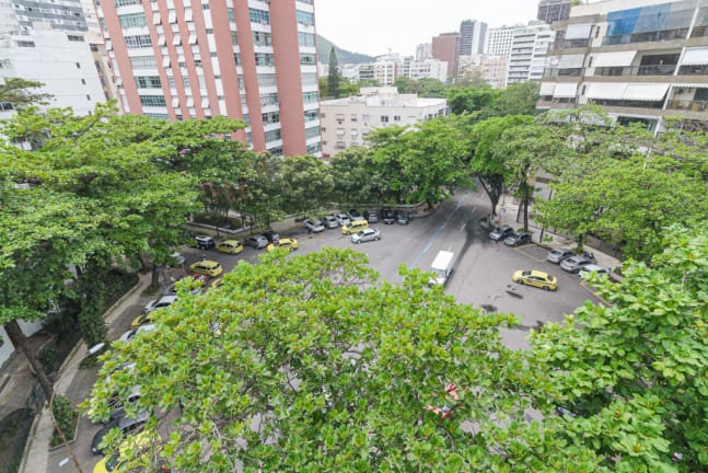 Imagem do imóvel ID-17980 na Praça Almirante Belfort Vieira, Leblon, Rio de Janeiro - RJ