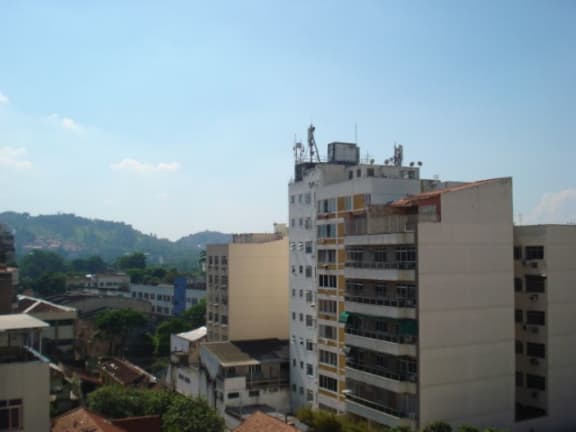 Imagem do imóvel ID-23450 na Rua Morais e Silva, Maracanã, Rio de Janeiro - RJ