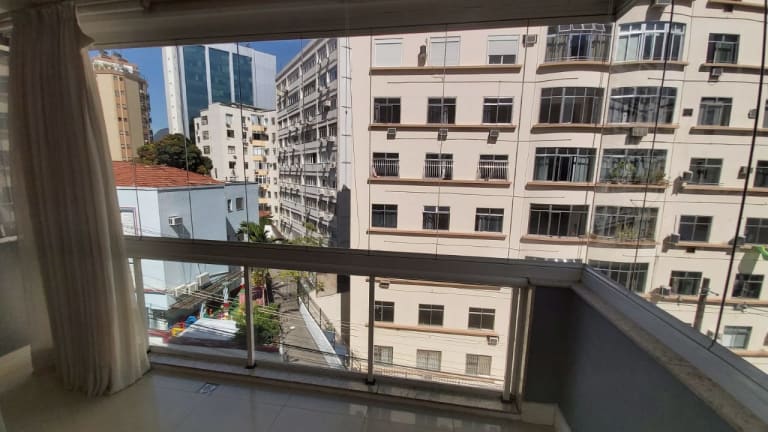 Imagem do imóvel ID-21539 na Rua Engenheiro Marques Porto, Humaitá, Rio de Janeiro - RJ