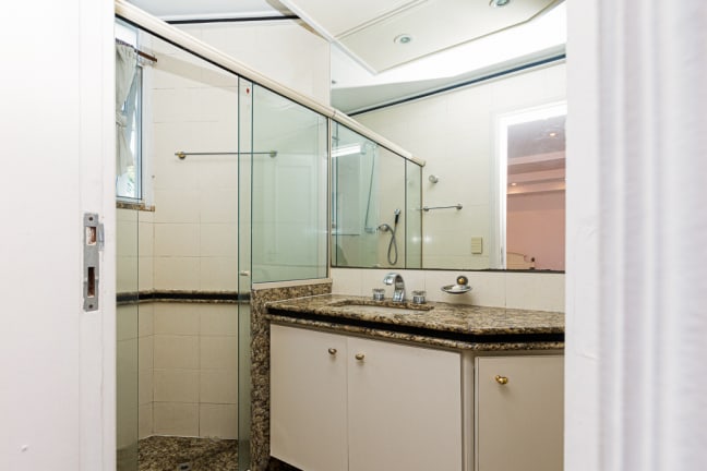 Imagem do imóvel ID-19538 na Rua Arquiteto Henrique Mindlin, Barra da Tijuca, Rio de Janeiro - RJ