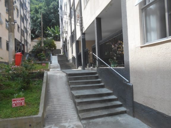 Imagem do imóvel ID-25941 na Rua Pereira da Silva, Laranjeiras, Rio de Janeiro - RJ