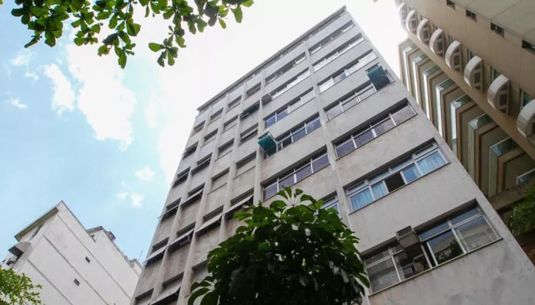Imagem do imóvel ID-18072 na Avenida Rainha Elisabeth, Ipanema, Rio de Janeiro - RJ