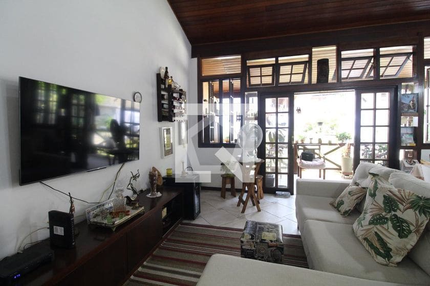 Imagem do imóvel ID-105316 na Rua O Tempo E O Vento, Anil, Rio de Janeiro - RJ