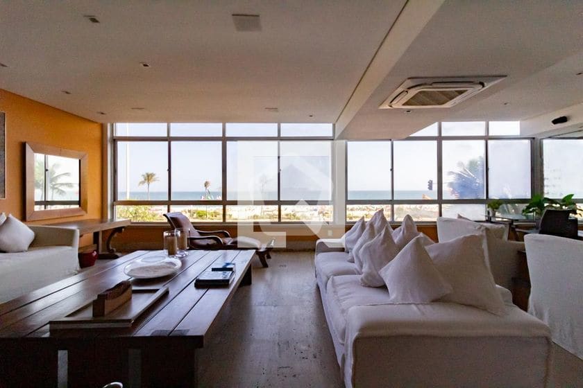 Imagem do imóvel ID-123351 na Avenida Vieira Souto, Ipanema, Rio de Janeiro - RJ