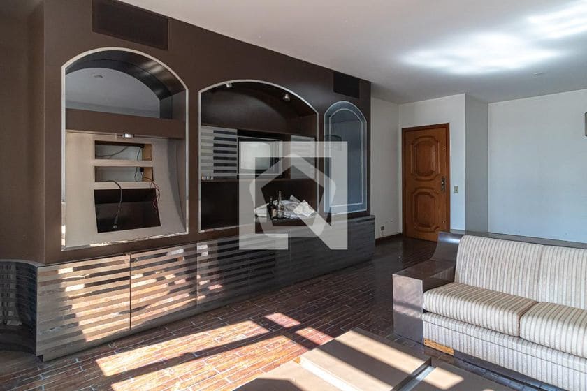 Imagem do imóvel ID-100514 na Rua Bandeirantes, Bom Retiro, São Paulo - SP