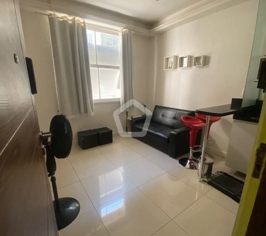 Imagem do imóvel ID-142717 na Avenida Nossa Senhora de Copacabana, Copacabana, Rio de Janeiro - RJ