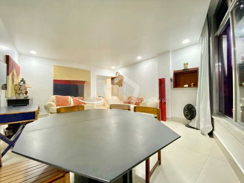 Imagem do imóvel ID-98670 na Rua Bulhões Carvalho, Copacabana, Rio de Janeiro - RJ