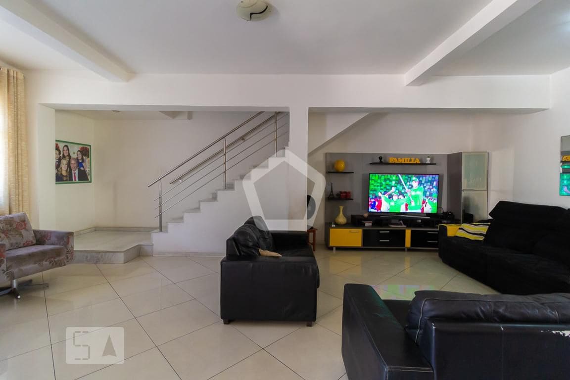 Imagem do imóvel ID-107615 na Rua Odilon Araújo, Meier, Rio de Janeiro - RJ