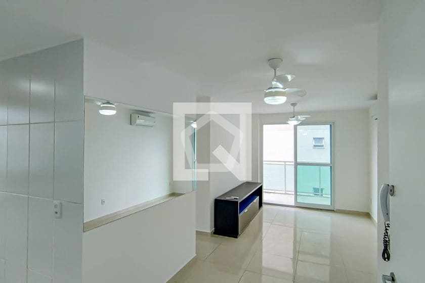 Imagem do imóvel ID-117753 na Estrada do Rio Grande, Taquara, Rio de Janeiro - RJ