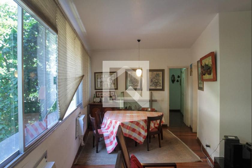 Imagem do imóvel ID-105099 na Rua Paul Redfern, Ipanema, Rio de Janeiro - RJ