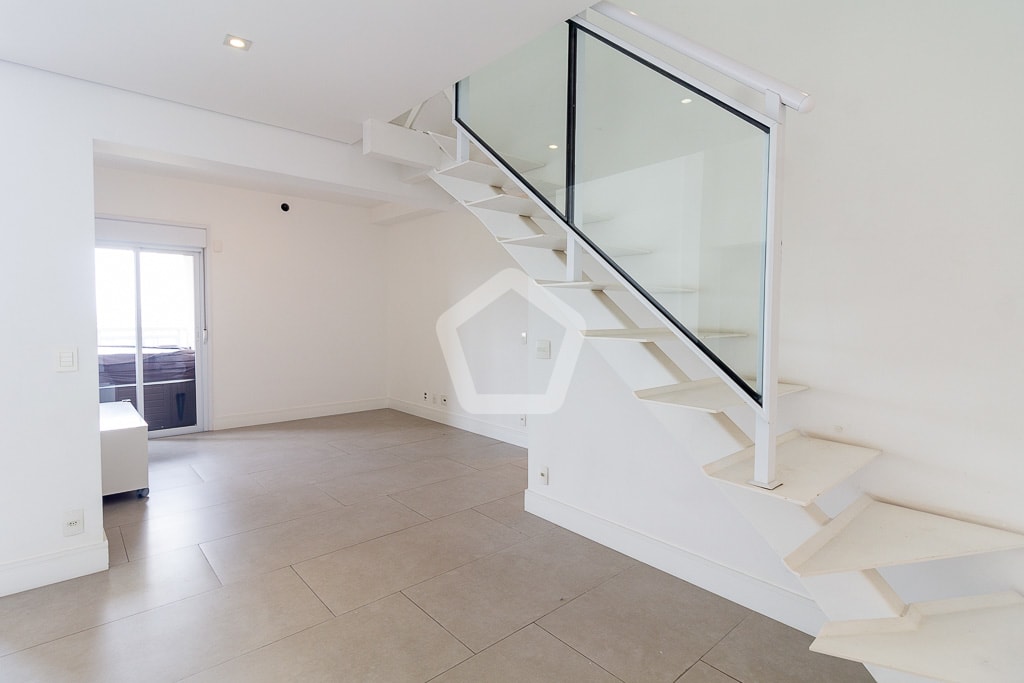 Imagem do imóvel ID-72557 na Rua Ambrizette, Jardim Fonte do Morumbi, São Paulo - SP