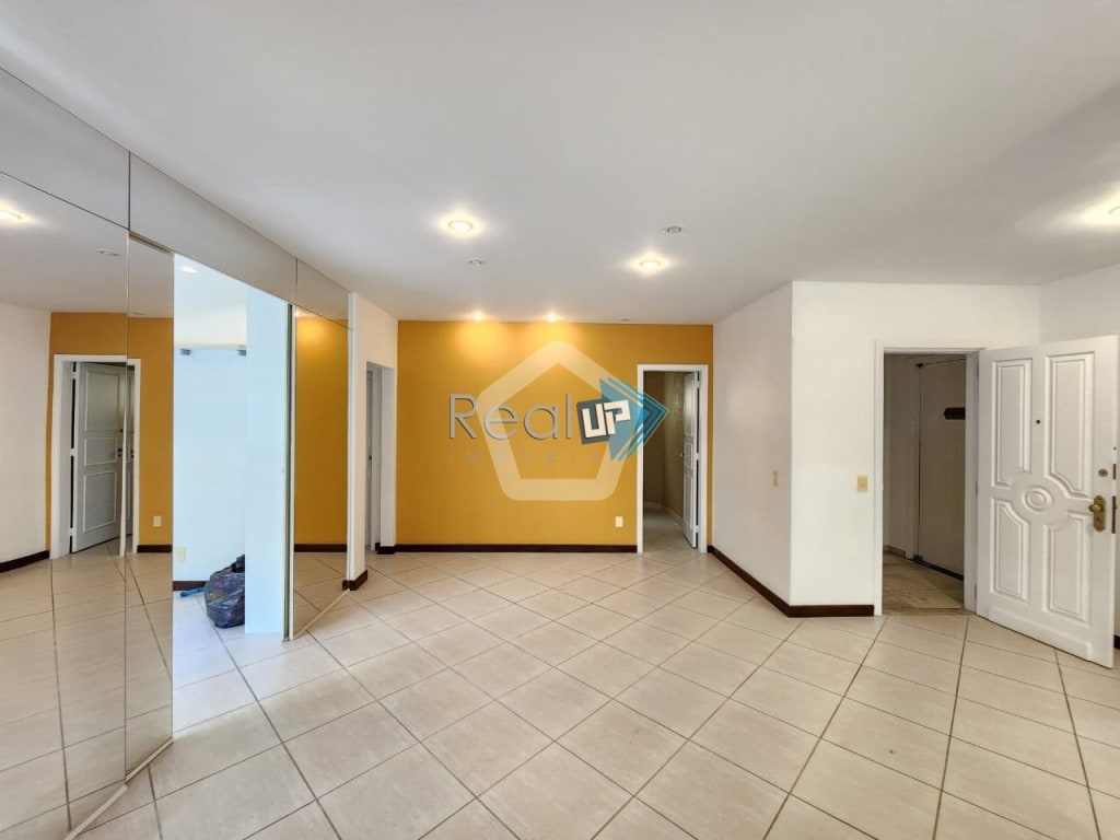 Imagem do imóvel ID-83980 na Rua Maestro Francisco Braga, Copacabana, Rio de Janeiro - RJ