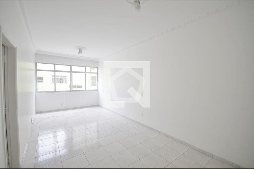 Imagem do imóvel ID-117276 na Rua Martins Pena, Tijuca, Rio de Janeiro - RJ