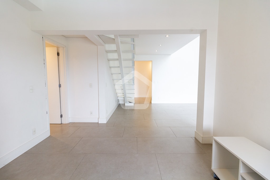 Imagem do imóvel ID-72557 na Rua Ambrizette, Jardim Fonte do Morumbi, São Paulo - SP