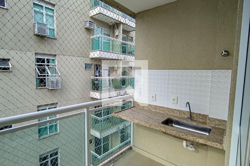 Imagem do imóvel ID-117753 na Estrada do Rio Grande, Taquara, Rio de Janeiro - RJ