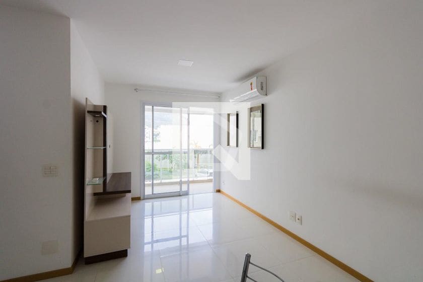 Imagem do imóvel ID-105389 na Estrada do Pau-ferro, Freguesia, Rio de Janeiro - RJ