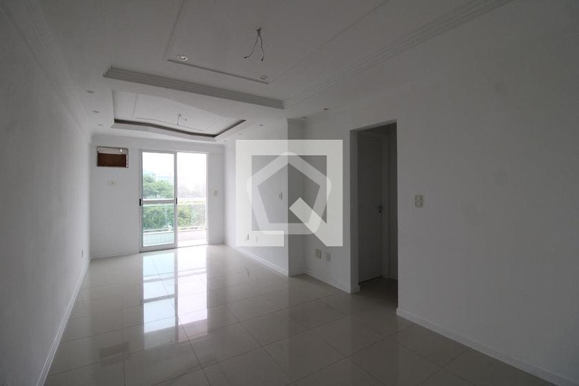 Imagem do imóvel ID-117136 na Estrada dos Três Rios, Freguesia, Rio de Janeiro - RJ