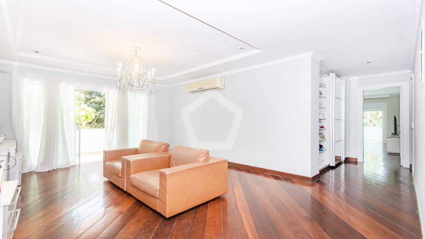 Imagem do imóvel ID-86748 na Rua Arquiteto Henrique Mindlin, Barra da Tijuca, Rio de Janeiro - RJ