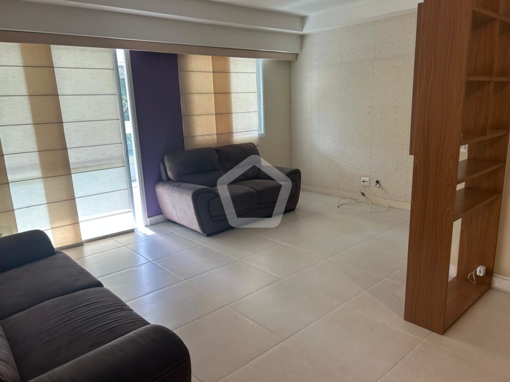 Imagem do imóvel ID-144751 na Estrada do Pau-Ferro, Freguesia de Jacarepaguá, Rio de Janeiro - RJ