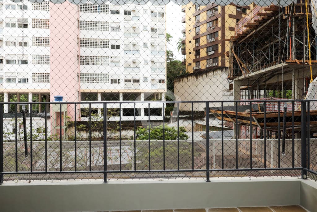 Imagem do imóvel ID-18520 na Rua Marquesa de Santos, Laranjeiras, Rio de Janeiro - RJ